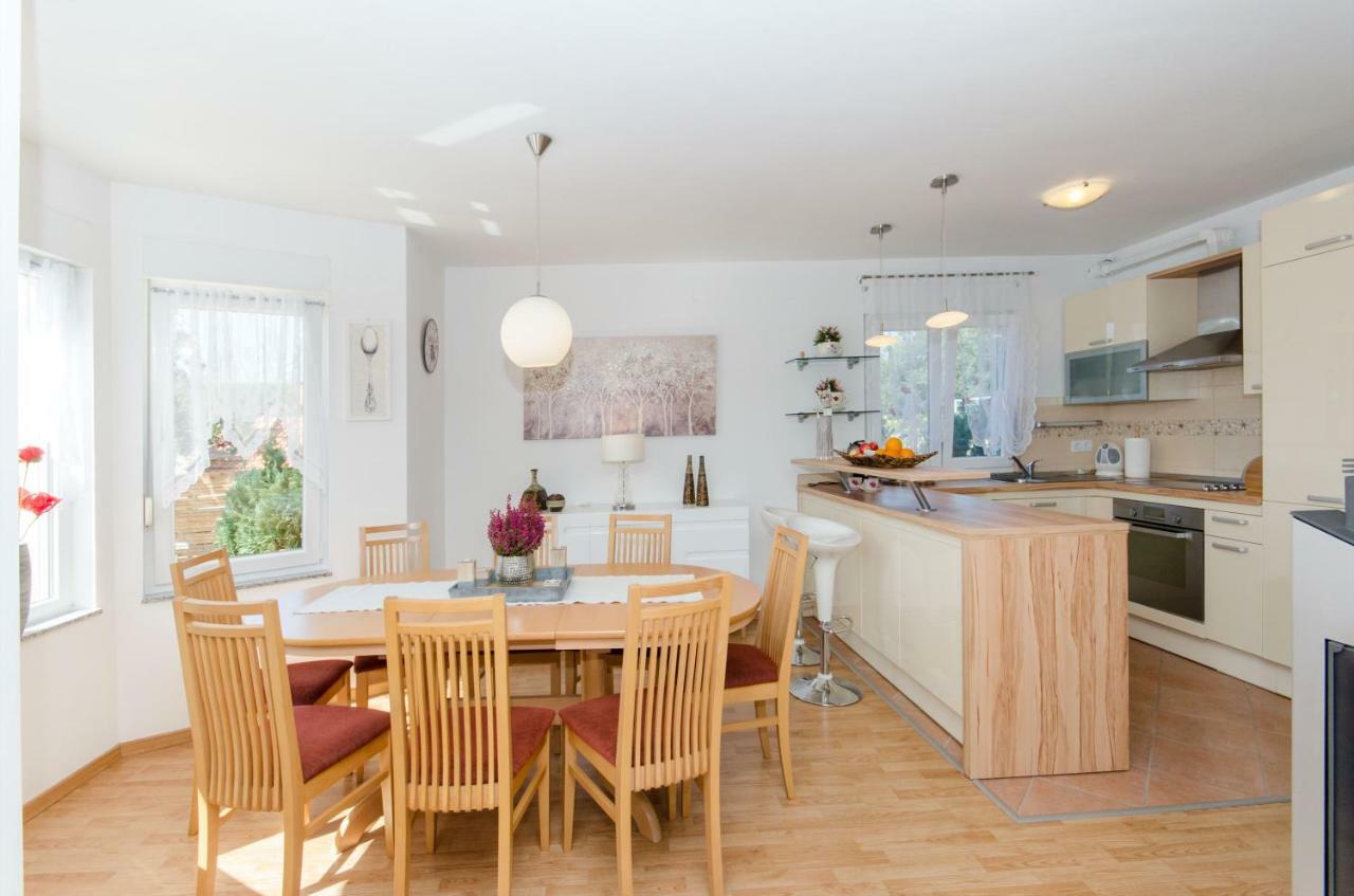 Dalmatian Village Charm - Spacious Villa With Pool Near Trogir Primorski Dolac Exterior foto