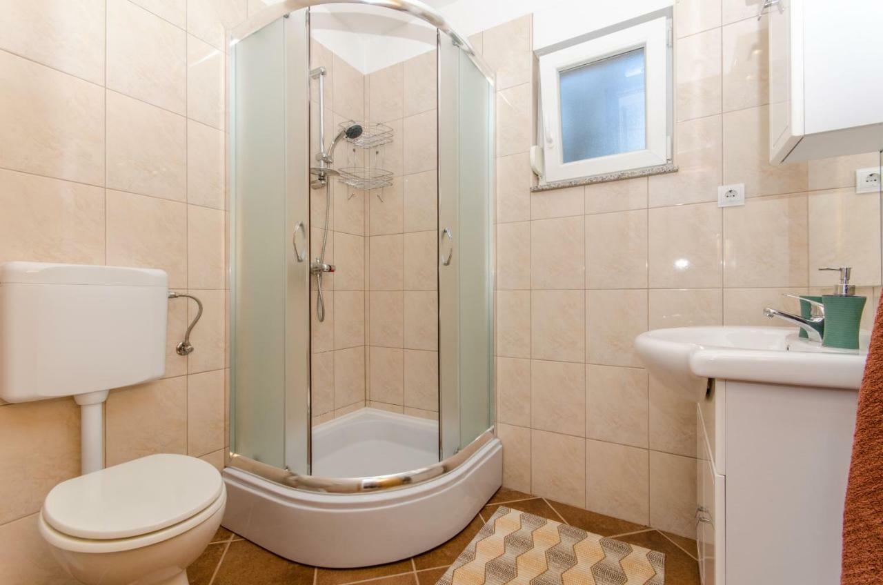 Dalmatian Village Charm - Spacious Villa With Pool Near Trogir Primorski Dolac Exterior foto